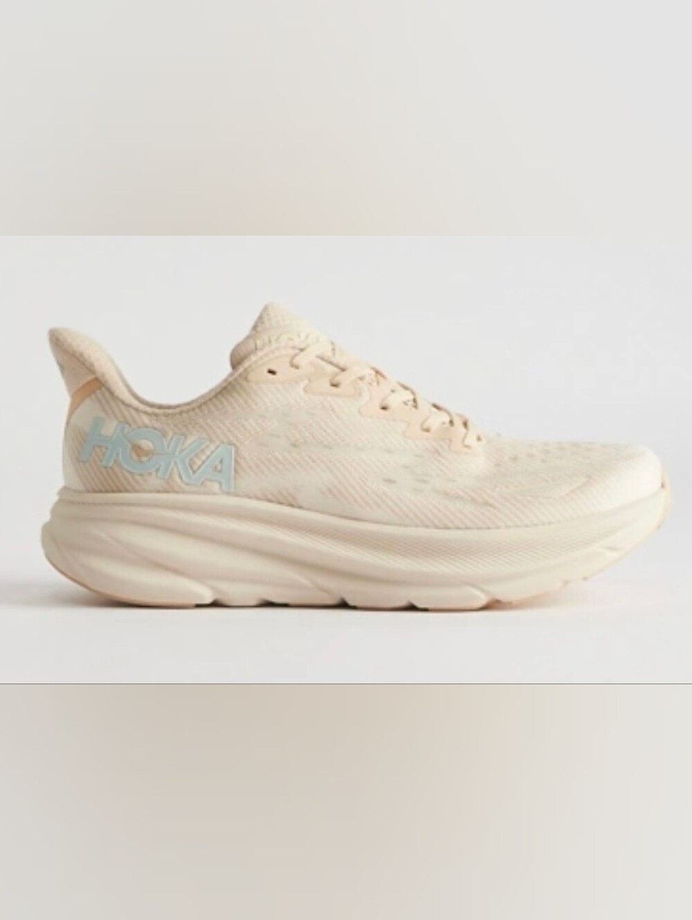 Hoka Clifton 9 Women's Shifting Sand / Oat Milk Size 6.5B